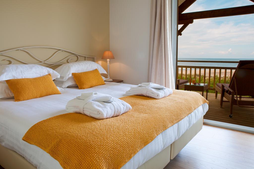 Bed and Breakfast Le Lys Des Sables Сулак-сюр-Мер Номер фото